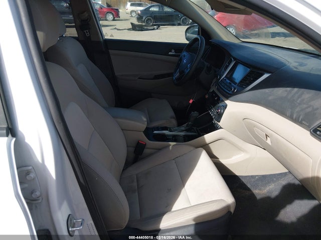 KM8J3CAL0JU760733 Hyundai Tucson Sport
