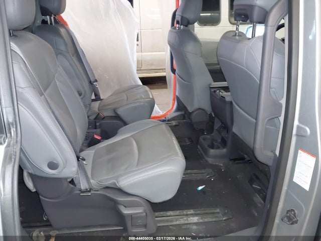 5TDZSKFC8MS010390 Toyota Sienna Limited