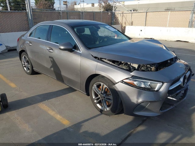 2020 MERCEDES-BENZ A 220 W1K3G4FB3LJ237577