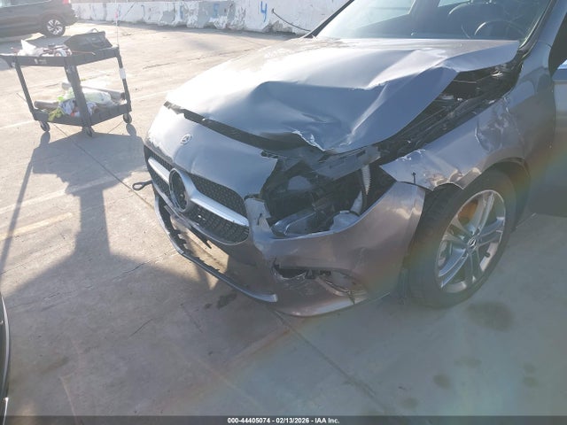 2020 MERCEDES-BENZ A 220 W1K3G4FB3LJ237577 Photo 5