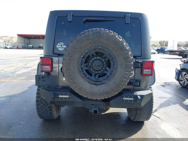 2014 Jeep Wrangler Unlimited Rubicon მანქანა იყიდება აუქციონზე, vin: 1C4BJWFG2EL272200, აუქციონის ნომერი: 44405077