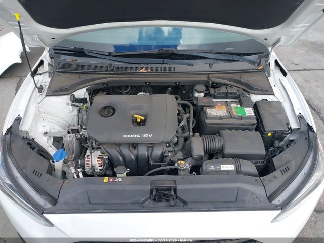 Hyundai Veloster 2.0 Premium 2019 KMHTG6AF2KU007229 Image 10