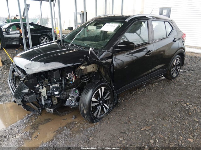 2020 Nissan Kicks Sv Xtronic Cvt მანქანა იყიდება აუქციონზე, vin: 3N1CP5CV1LL531067, აუქციონის ნომერი: 44405104