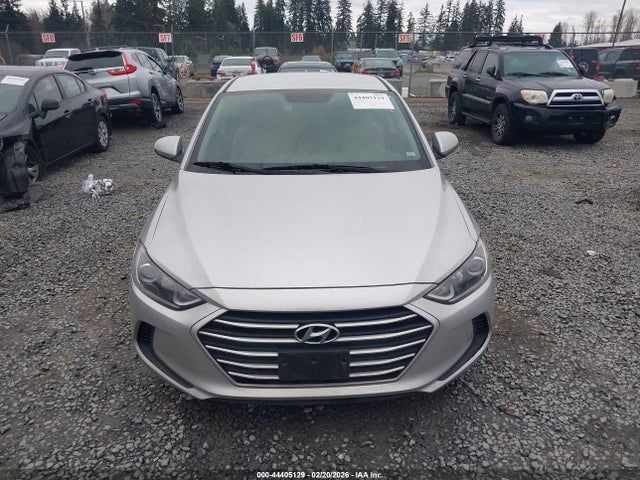 5NPD84LF5JH340086 Hyundai ELANTRA SEL