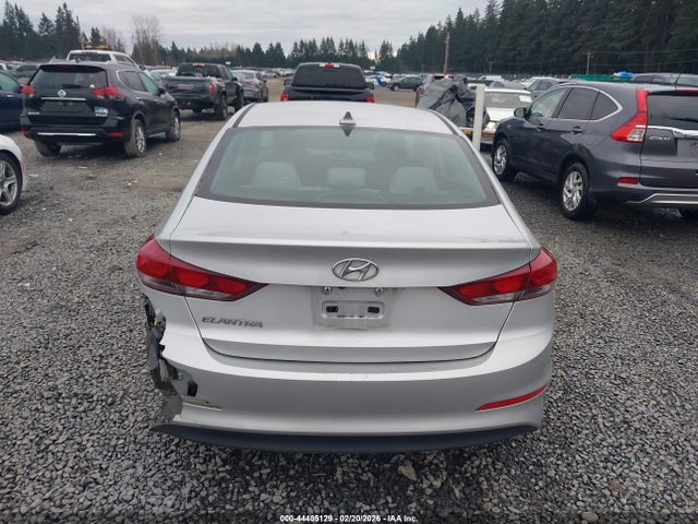 5NPD84LF5JH340086 Hyundai ELANTRA SEL
