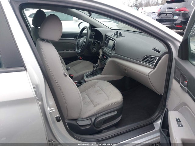 5NPD84LF5JH340086 Hyundai ELANTRA SEL