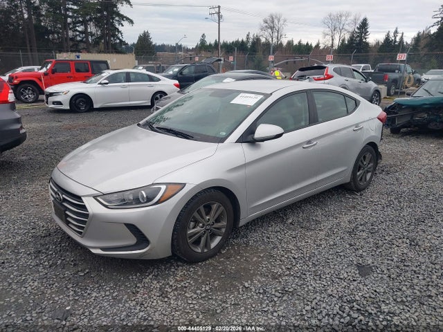 5NPD84LF5JH340086 Hyundai ELANTRA SEL