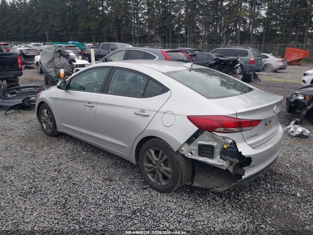 5NPD84LF5JH340086 Hyundai ELANTRA SEL
