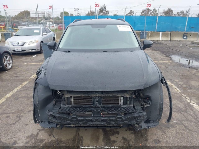 Продаж на аукціоні авто 2022 Volkswagen Tiguan 2.0t S, vin: 3VV1B7AX4NM012385, номер лоту: 44405153
