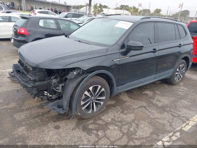 Продаж на аукціоні авто 2022 Volkswagen Tiguan 2.0t S, vin: 3VV1B7AX4NM012385, номер лоту: 44405153