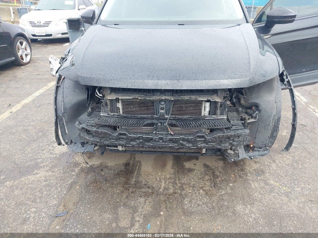 Продаж на аукціоні авто 2022 Volkswagen Tiguan 2.0t S, vin: 3VV1B7AX4NM012385, номер лоту: 44405153