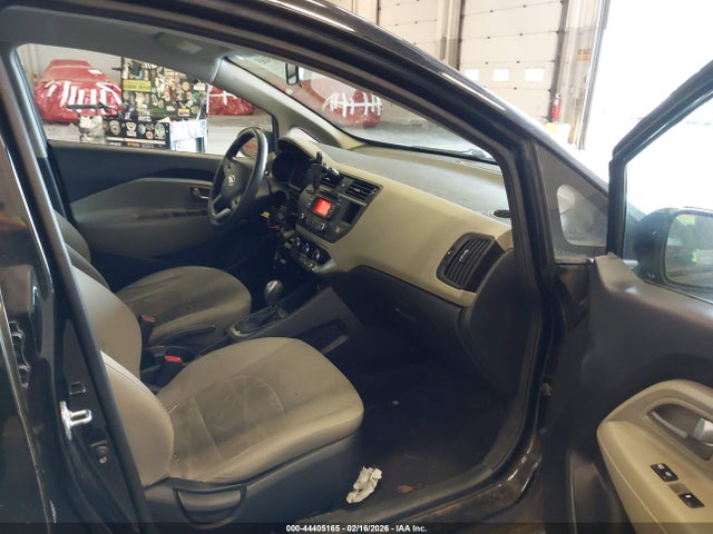 KIA RIO LX 2014 KNADM4A38E6384715 Image 5
