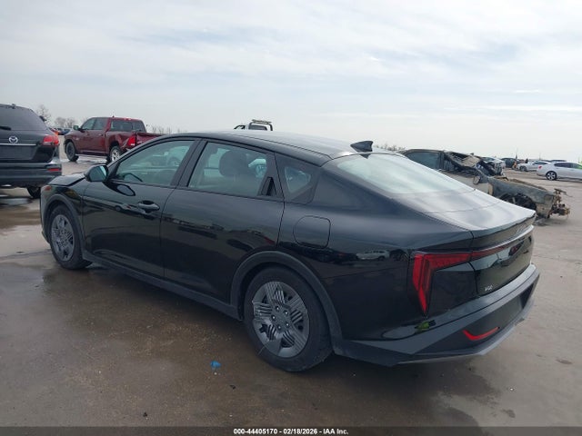 2025 KIA K4 3KPFT4DE5SE132602 Photo 2