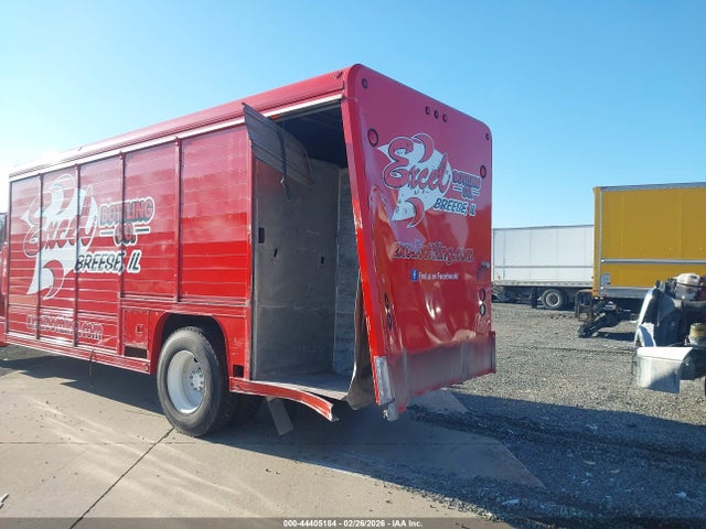 Продажа на аукционе авто 2003 Peterbilt 330, vin: 2NPNHZ7X13M598556, номер лота: 44405184