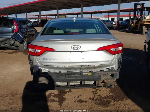 5NPE24AFXHH440879 Hyundai Sonata