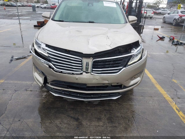 5LMCJ2C95HUL57980 Lincoln MKC SELECT