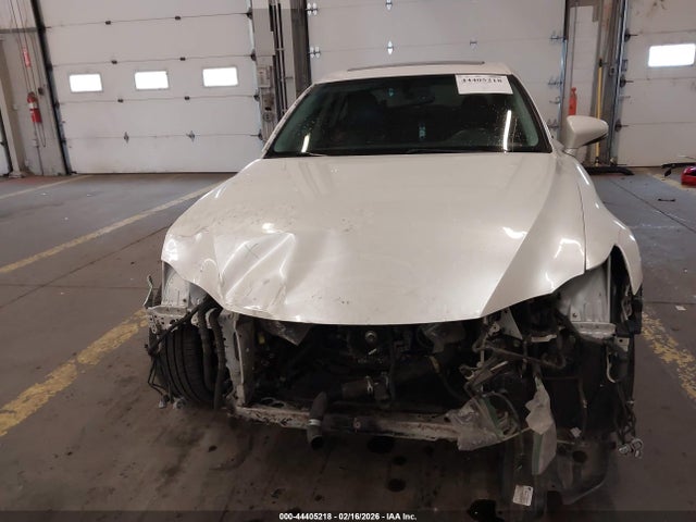 2016 Lexus Is 200t მანქანა იყიდება აუქციონზე, vin: JTHBA1D24G5016933, აუქციონის ნომერი: 44405218
