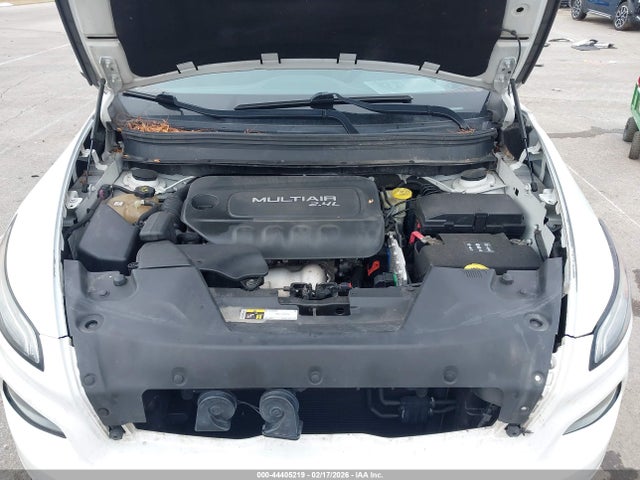 44405219 :رقم المزاد ، 1C4PJLCB6GW110598 vin ، 2016 Jeep Cherokee Latitude مزاد بيع