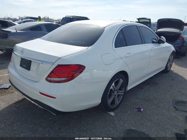 44405227 :رقم المزاد ، WDDZF4JB2HA120262 vin ، 2017 Mercedes-benz E 300 مزاد بيع
