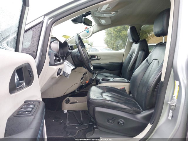 44405265 :رقم المزاد ، 2C4RC1BG7MR527348 vin ، 2021 Chrysler Pacifica Touring L مزاد بيع