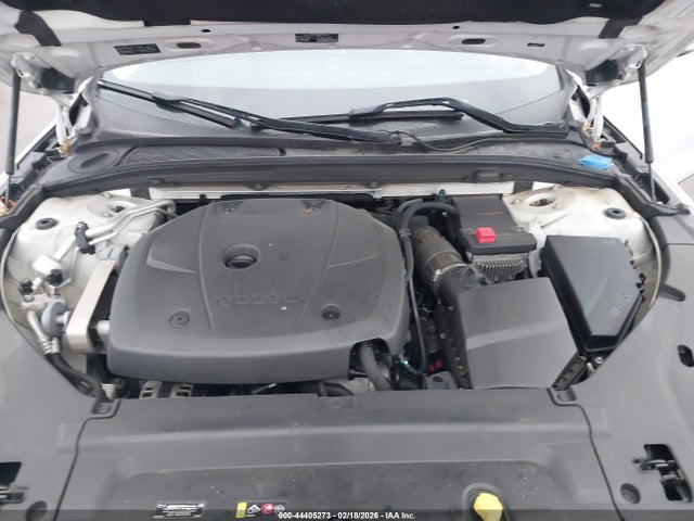 LVY992MLXJP037703 Volvo S90 T6 Inscription