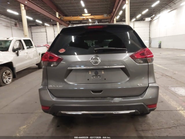 5N1AT2MT1JC800944 Nissan Rogue Sl