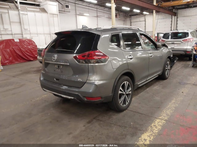 5N1AT2MT1JC800944 Nissan Rogue Sl