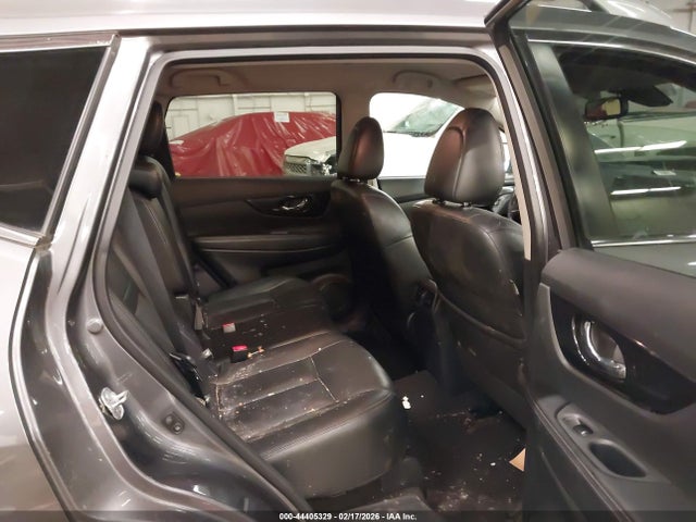 5N1AT2MT1JC800944 Nissan Rogue Sl
