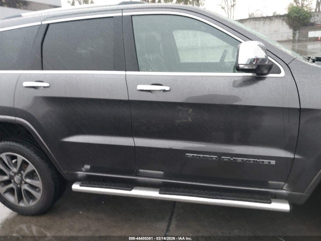 1C4RJFCG1JC109051 Jeep Grand Cherokee Overland 4x4