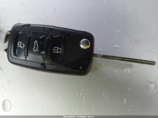 3VWD17AJ2EM420827 Volkswagen Jetta 1.8t Se