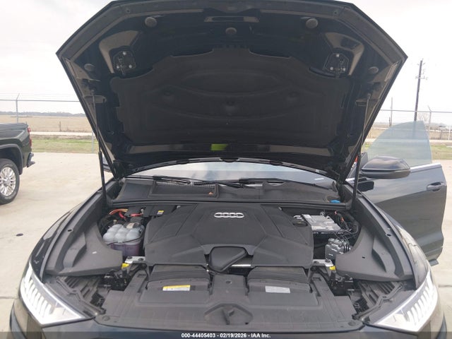 2023 AUDI Q8 WA1AVBF15PD023448 Photo 9