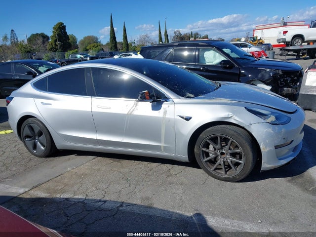 Aukcja sprzedaży 2018 Tesla Model 3 Long Range/mid Range, vin: 5YJ3E1EA4JF095283, numer aukcji: 44405417