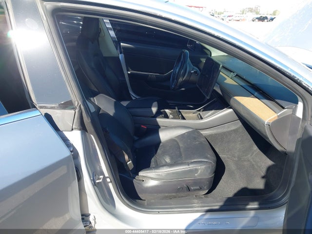 Aukcja sprzedaży 2018 Tesla Model 3 Long Range/mid Range, vin: 5YJ3E1EA4JF095283, numer aukcji: 44405417
