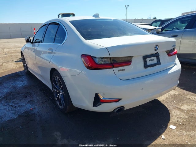 44405418 :رقم المزاد ، WBA5R1C56KFH18080 vin ، 2019 Bmw 330i مزاد بيع