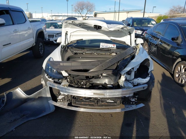 Продаж на аукціоні авто 2023 Tesla Model 3 Rear-wheel Drive, vin: 5YJ3E1EA1PF575869, номер лоту: 44405457