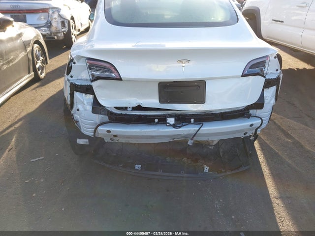 Продаж на аукціоні авто 2023 Tesla Model 3 Rear-wheel Drive, vin: 5YJ3E1EA1PF575869, номер лоту: 44405457