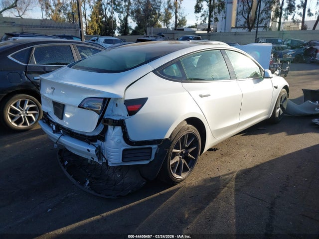 Продаж на аукціоні авто 2023 Tesla Model 3 Rear-wheel Drive, vin: 5YJ3E1EA1PF575869, номер лоту: 44405457
