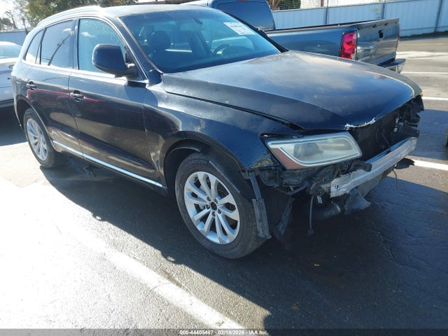 WA1LFAFP7EA068619 Audi Q5 2.0t Premium