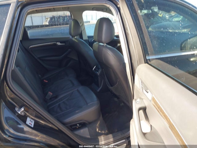 WA1LFAFP7EA068619 Audi Q5 2.0t Premium