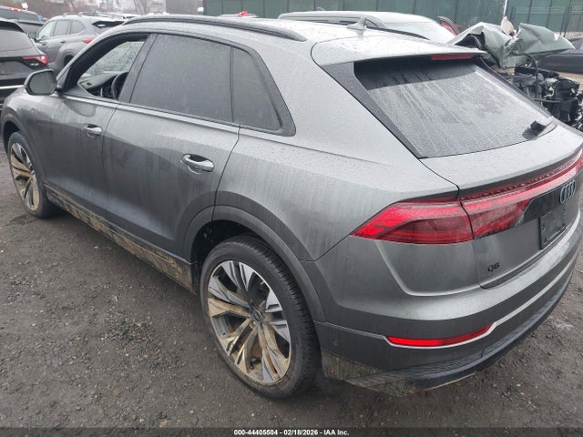 2024 AUDI Q8 WA1BVBF12RD006551 Photo 2