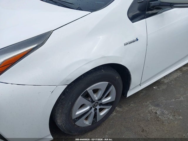 JTDKARFU7G3027502 Toyota Prius Three