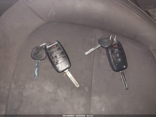 KNDJN2A27G7822829 KIA Soul