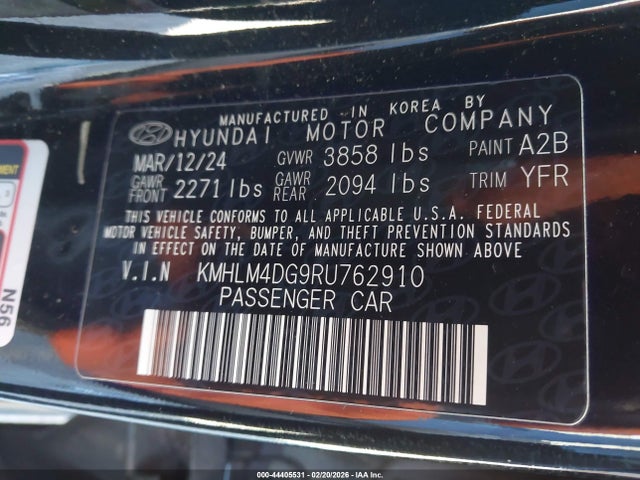 KMHLM4DG9RU762910 Hyundai ELANTRA SEL