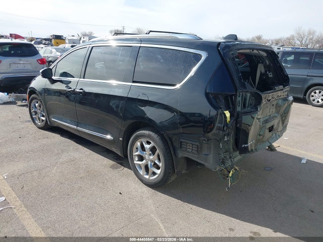 2020 CHRYSLER PACIFICA 2C4RC1GGXLR104299 Photo 2