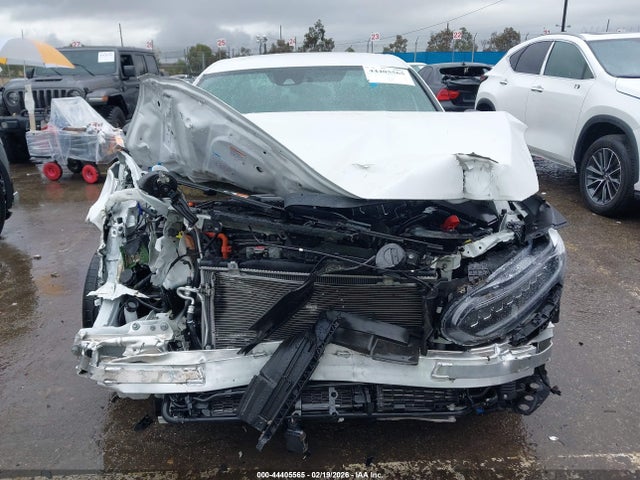 1HGCV3F21NA018132 Honda Accord Hybrid Sport