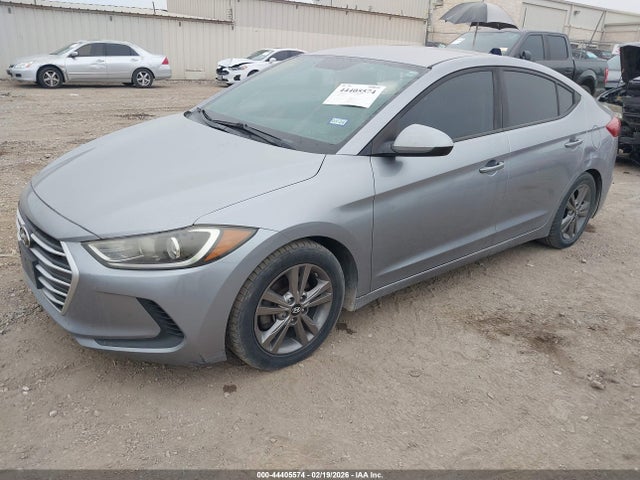 5NPD84LFXHH093996 Hyundai ELANTRA SE