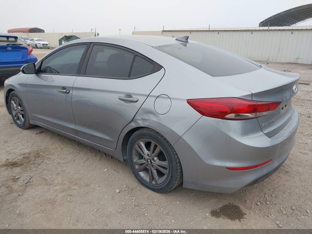 5NPD84LFXHH093996 Hyundai ELANTRA SE