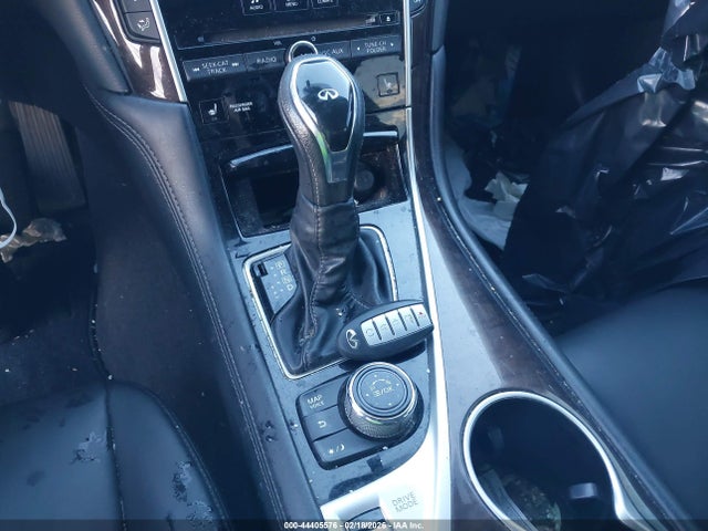 44405576 :رقم المزاد ، JN1EV7AP8KM510445 vin ، 2019 Infiniti Q50 3.0t Luxe مزاد بيع