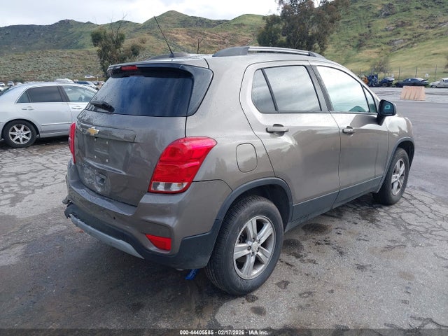 Chevrolet Trax Awd Lt 2022 KL7CJPSMXNB546624 Image 4
