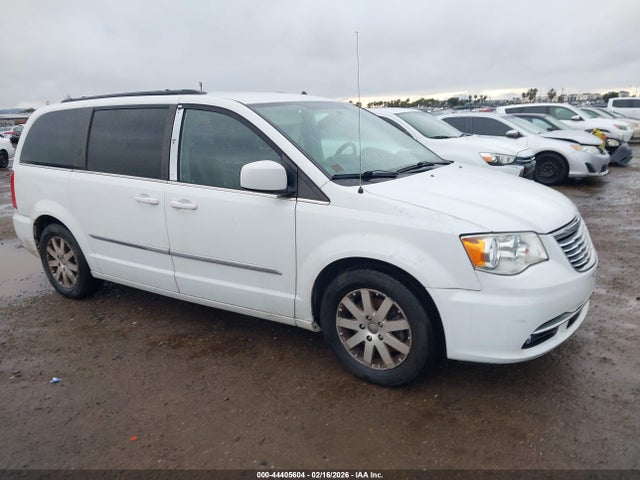 2016 CHRYSLER TOWN & COUNTRY 2C4RC1BG1GR141660